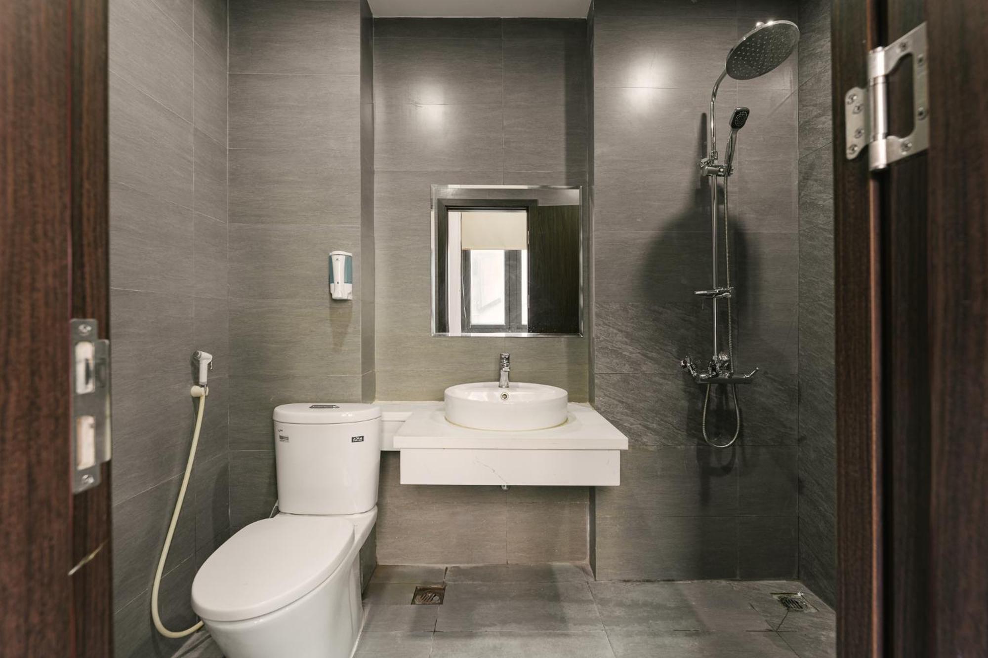 Delapong Hotel And Apartment Ha Noi Ανόι Εξωτερικό φωτογραφία